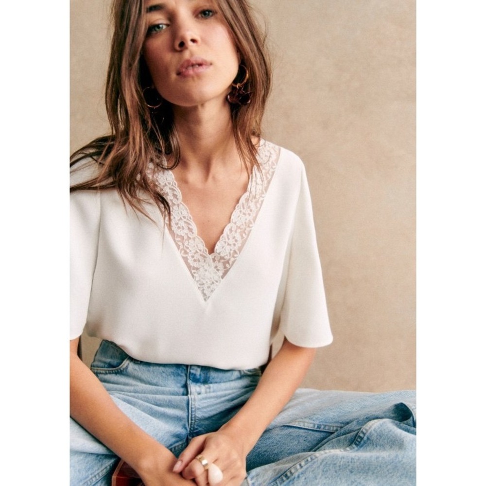 Sezane Sylla Blouse Womens 40 White Lace Trim V-Neck Short Sleeve Crepe Top Ecru